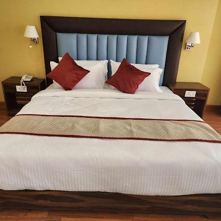 Green Valley Boutique Paro Luaran gambar
