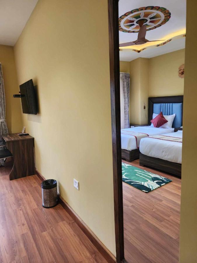 Green Valley Boutique Paro Luaran gambar